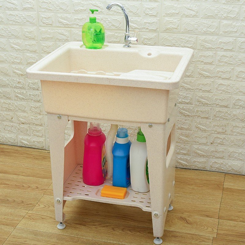 シンプルなプラスチック製洗濯プール（洗濯板付き） バルコニー - Laundry のレビューと価格